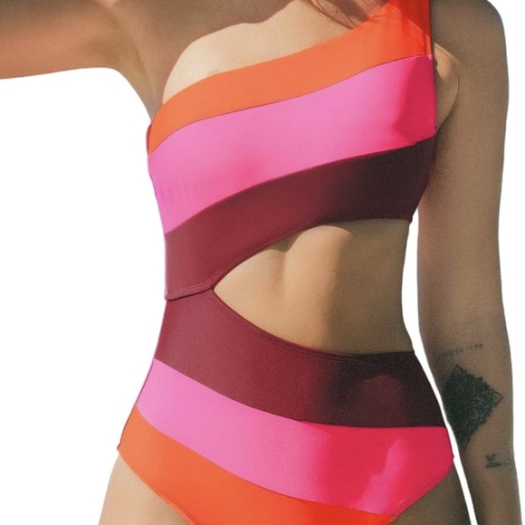 Cupshe One-Shoulder Swimsuit with Stripes - Picture 1 of 4